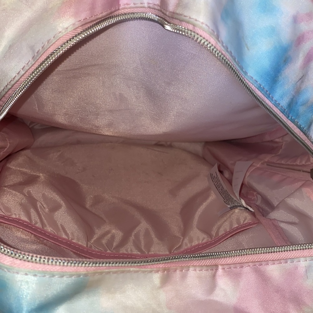 Backpack - Picture 4 of 4